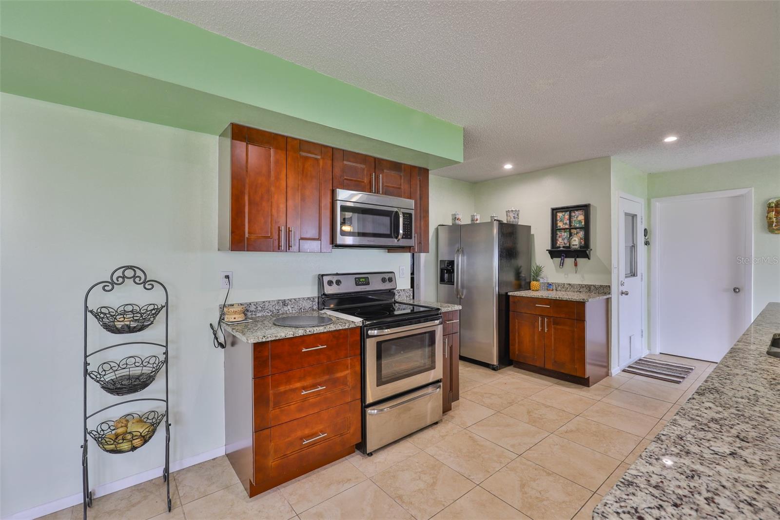 Image 10 of 48 For 613 La Jolla Avenue