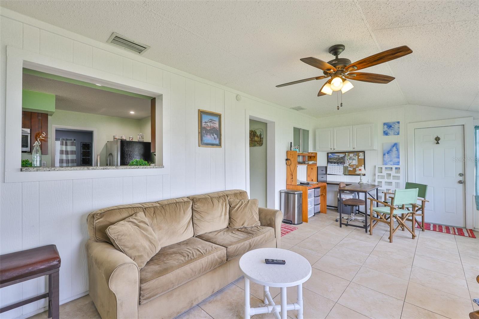 Image 31 of 48 For 613 La Jolla Avenue