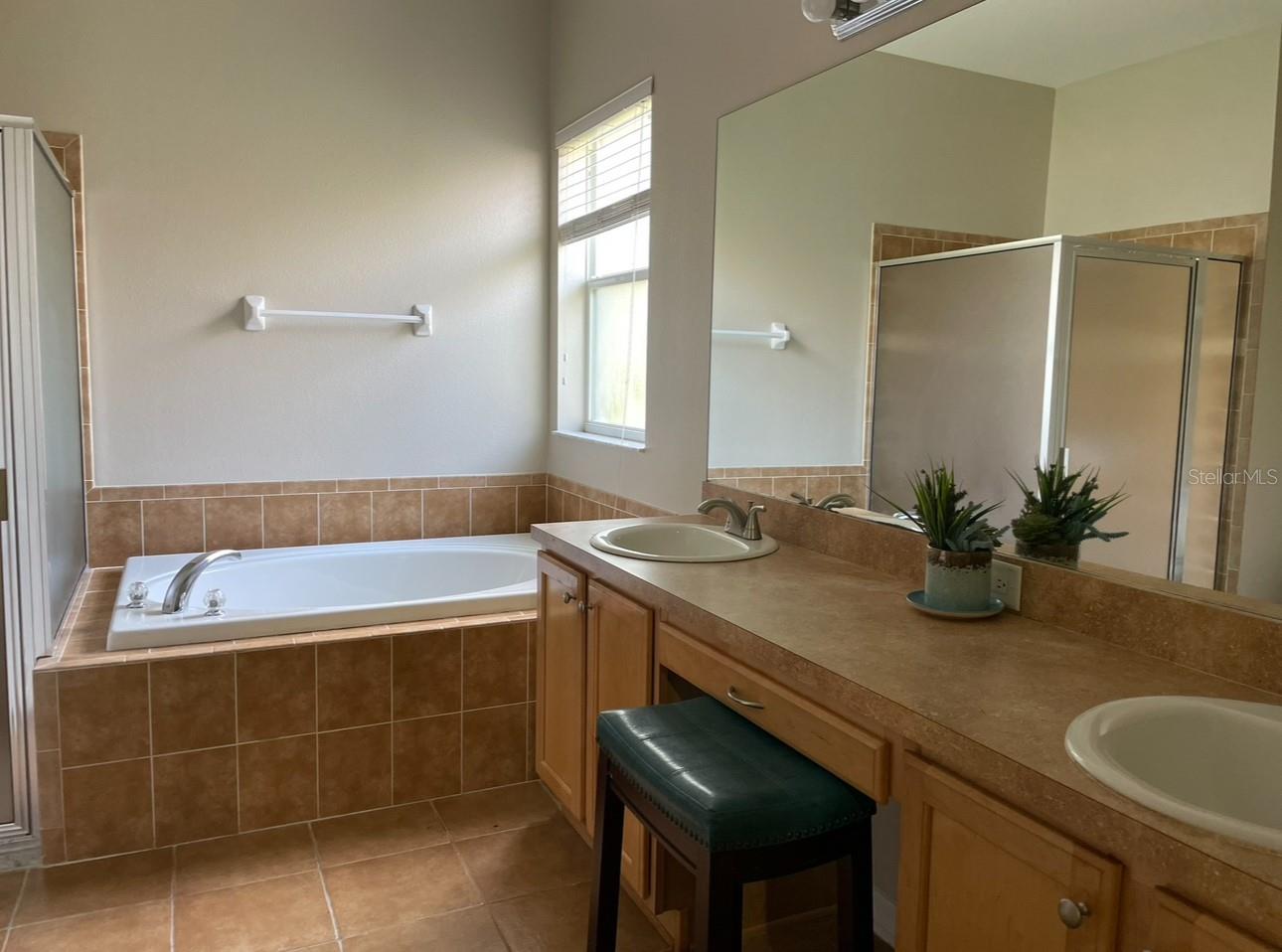 Image 13 of 13 For 17913 Ayrshire Boulevard