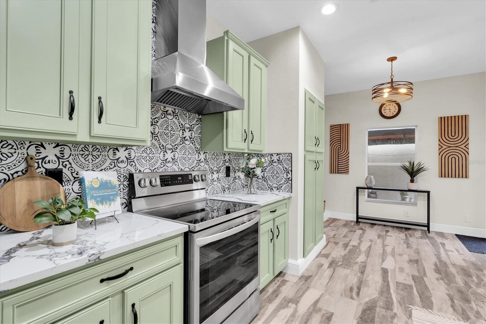 Image 10 of 37 For 12631 Weston Drive