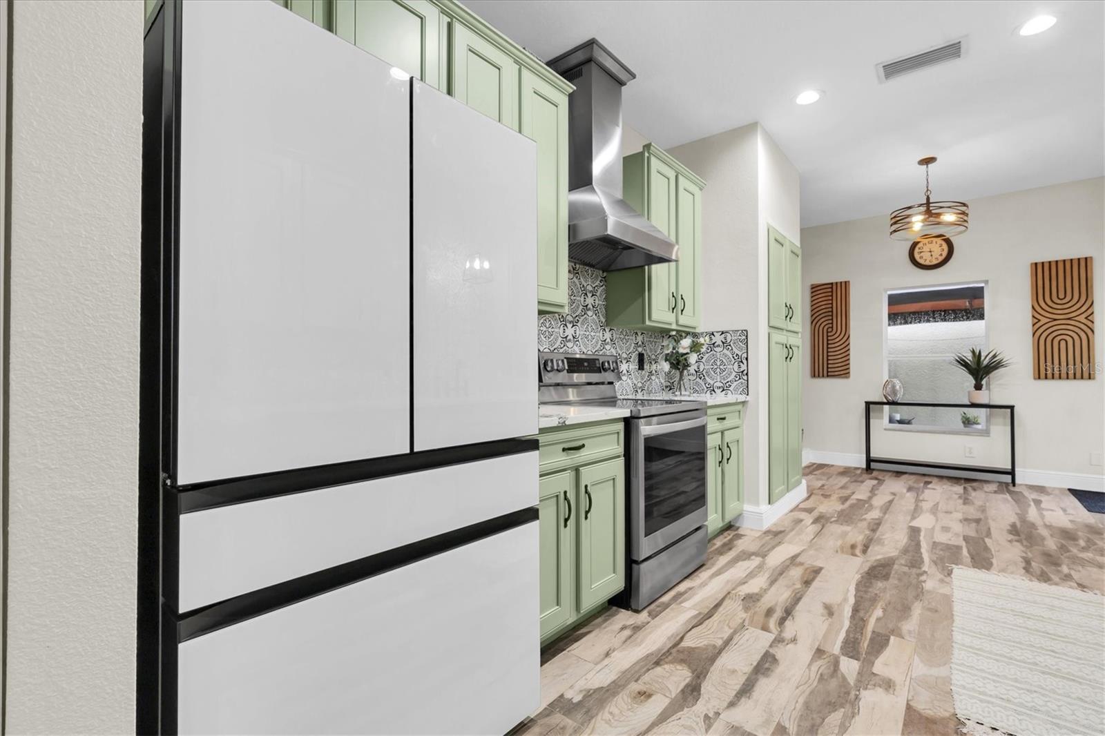 Image 12 of 37 For 12631 Weston Drive