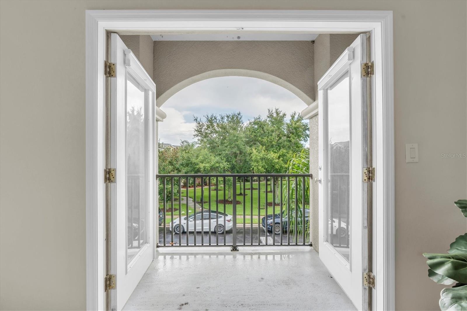 Image 19 of 37 For 12631 Weston Drive