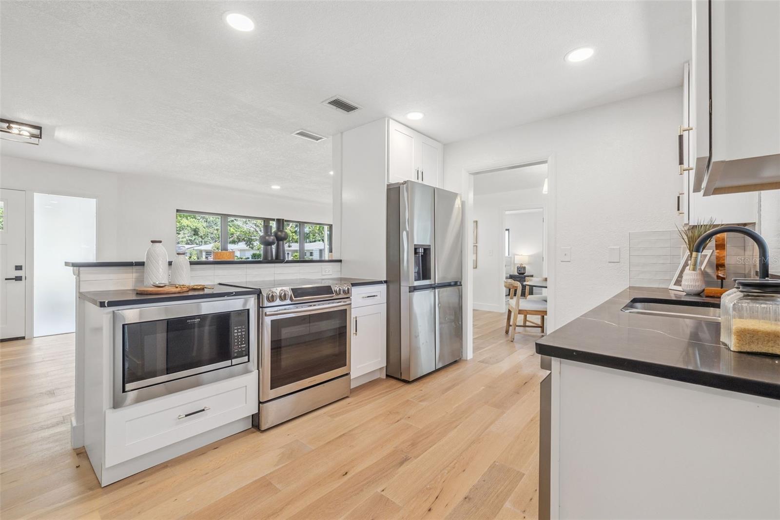 Image 19 of 42 For 2854 65th Street N