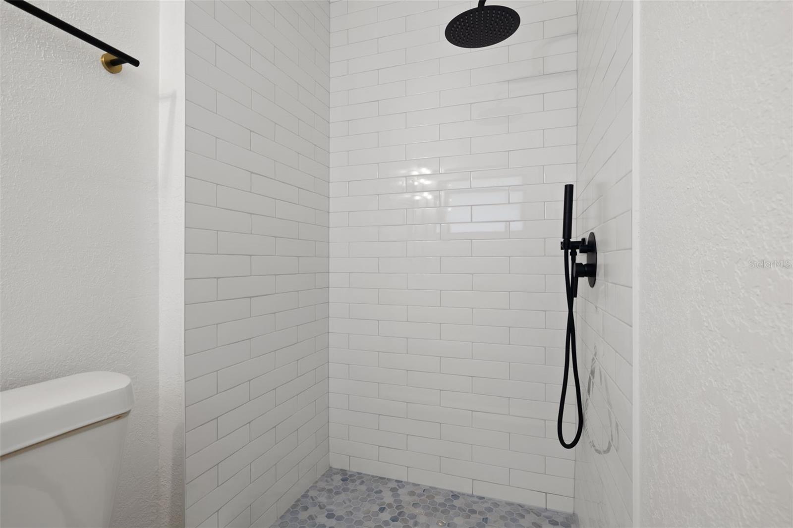 Image 33 of 42 For 2854 65th Street N