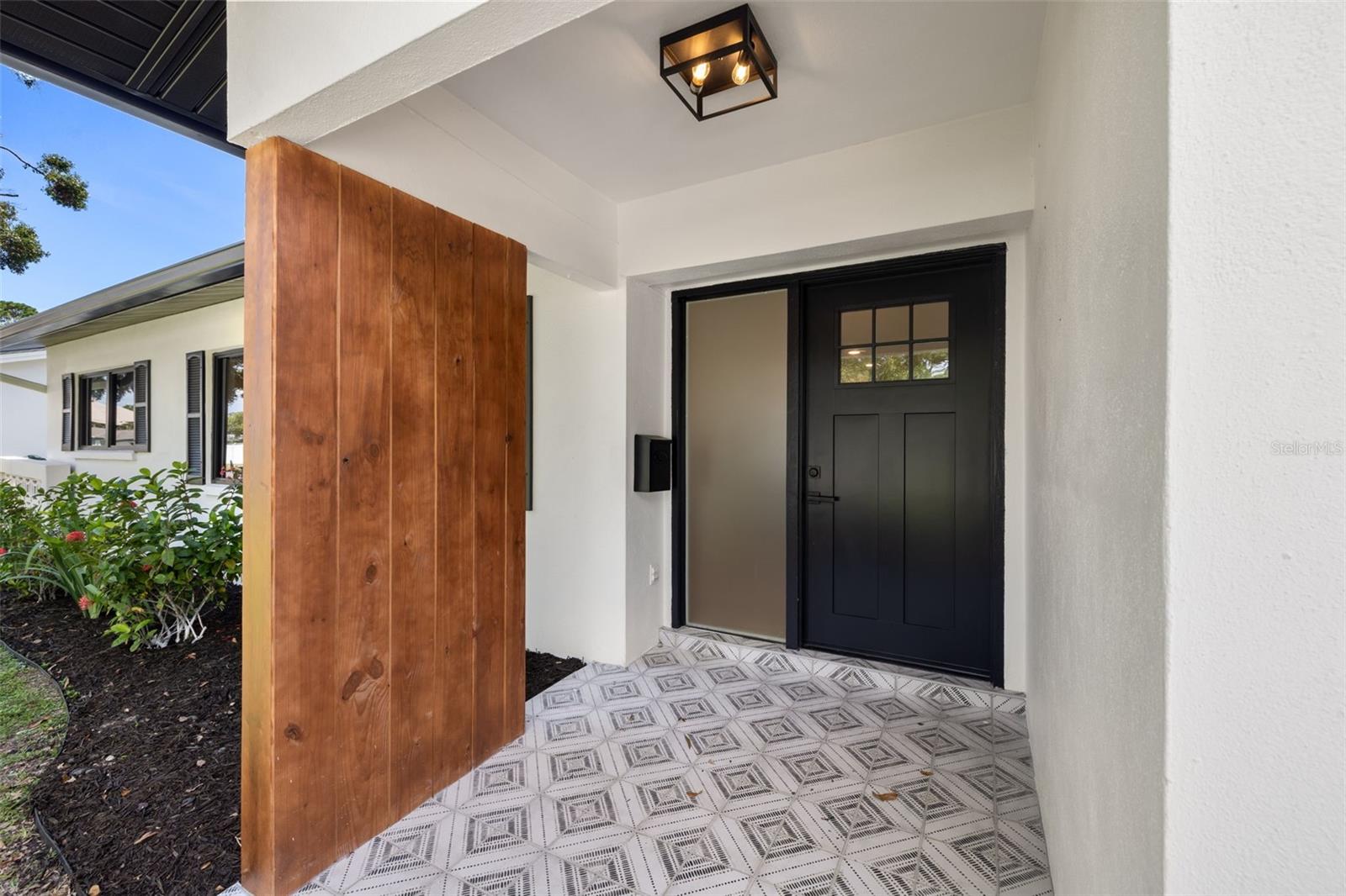 Image 5 of 42 For 2854 65th Street N