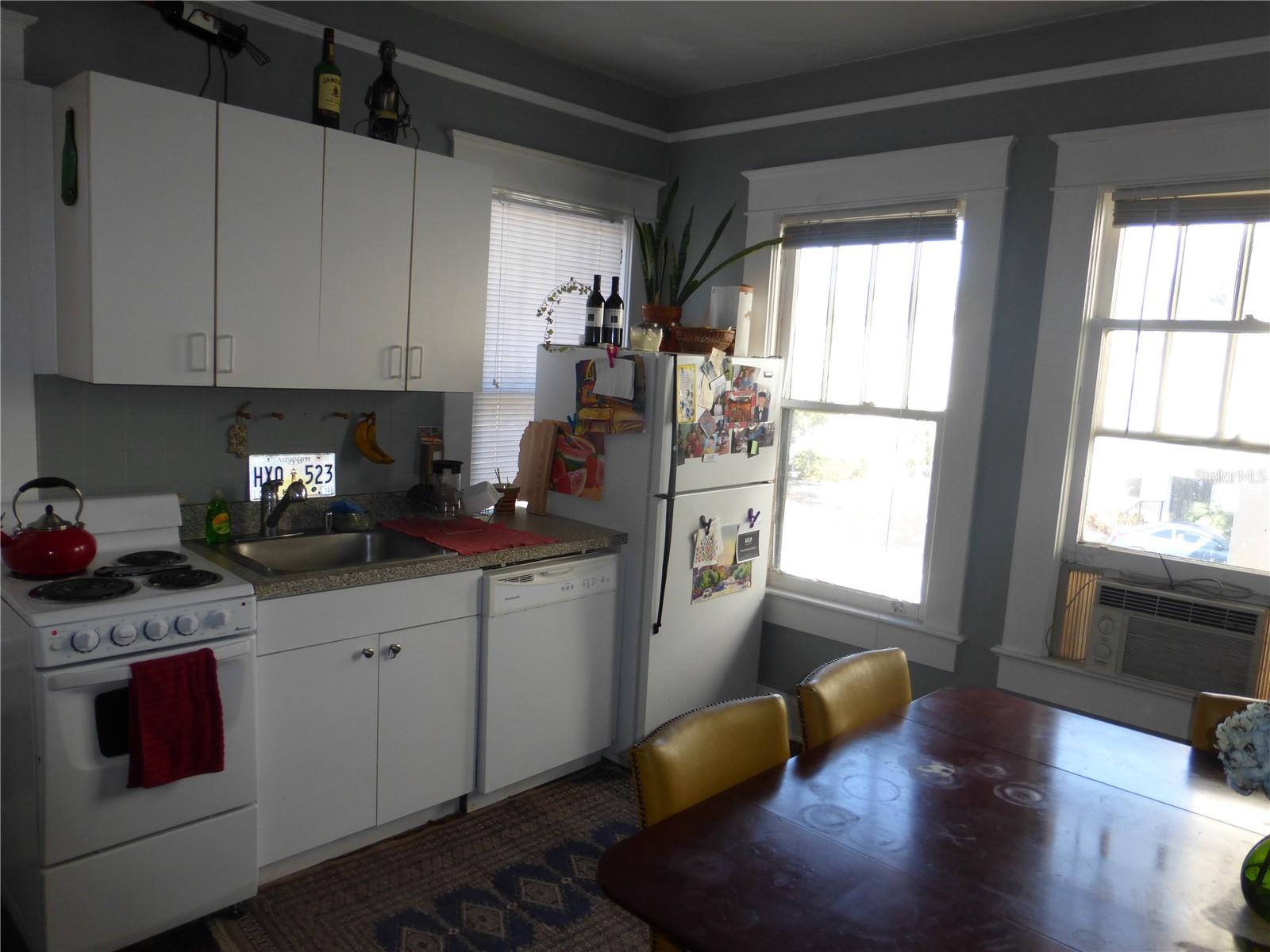 Image 12 of 19 For 2319 Texas Avenue