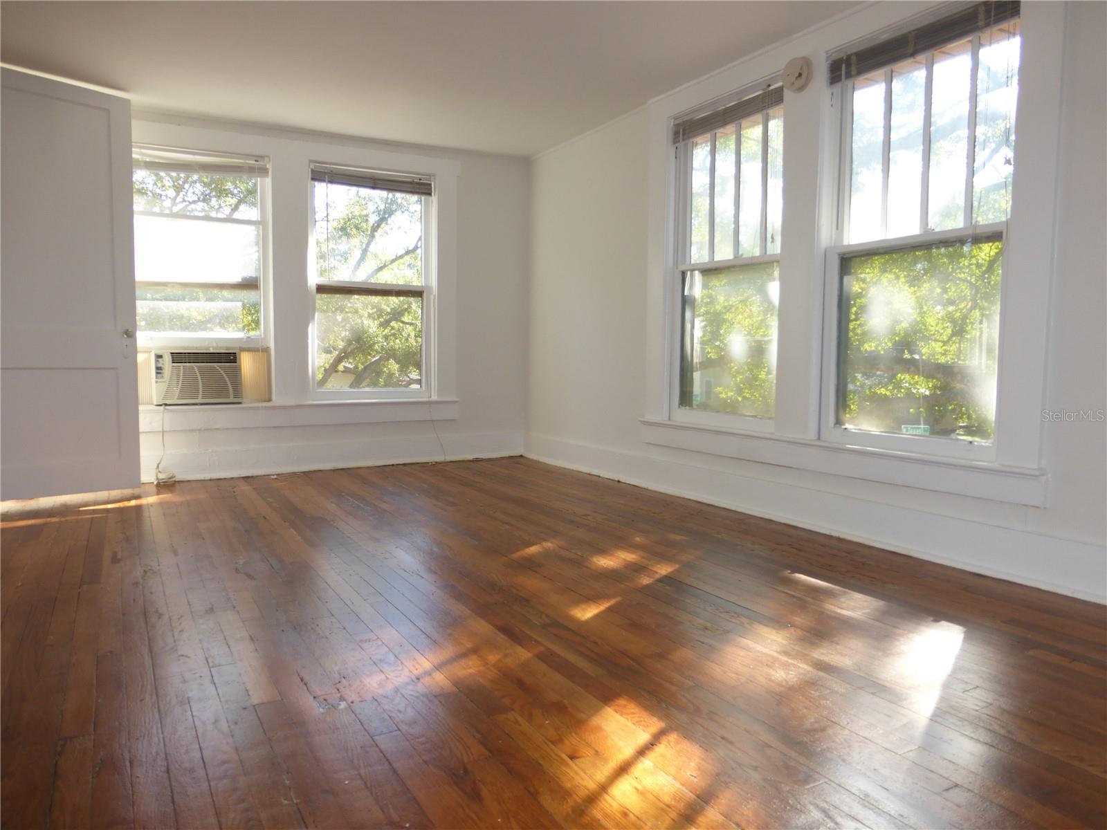Image 15 of 19 For 2319 Texas Avenue