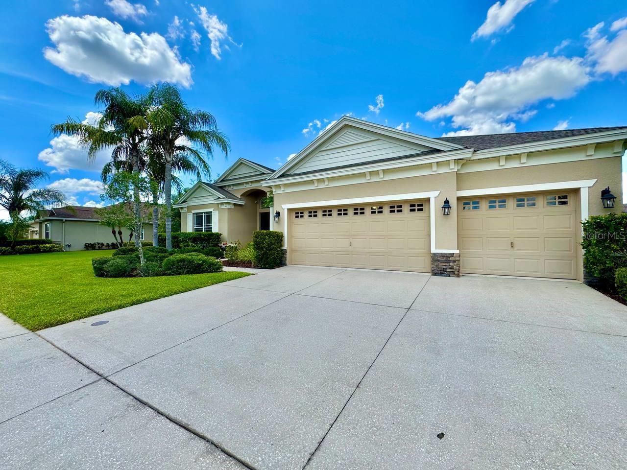 Image 3 of 18 For 10530 Palm Cove Avenue