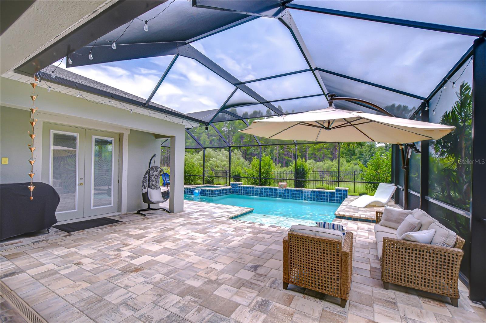 Listing photo id 8 for 3946 Woodland Retreat Boulevard