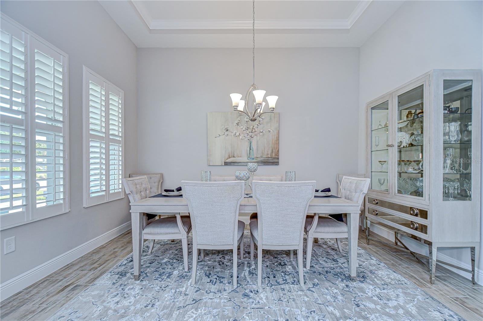 Listing photo id 37 for 3946 Woodland Retreat Boulevard
