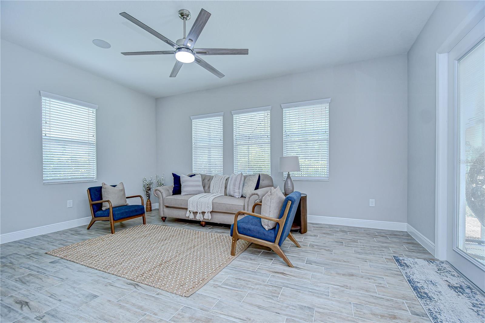 Listing photo id 56 for 3946 Woodland Retreat Boulevard