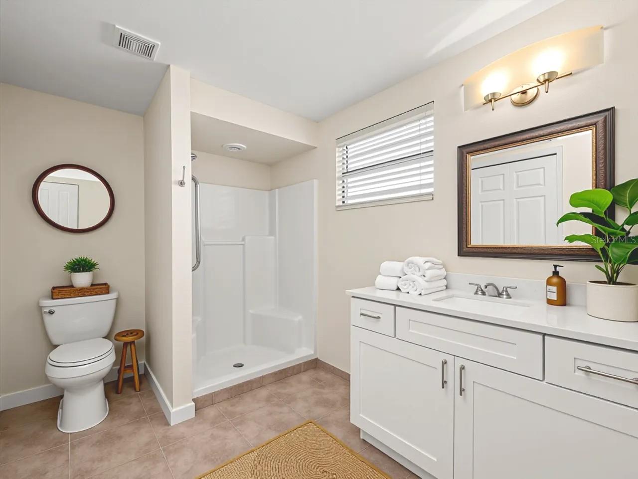 Listing photo id 18 for 15517 Old Dixie Highway
