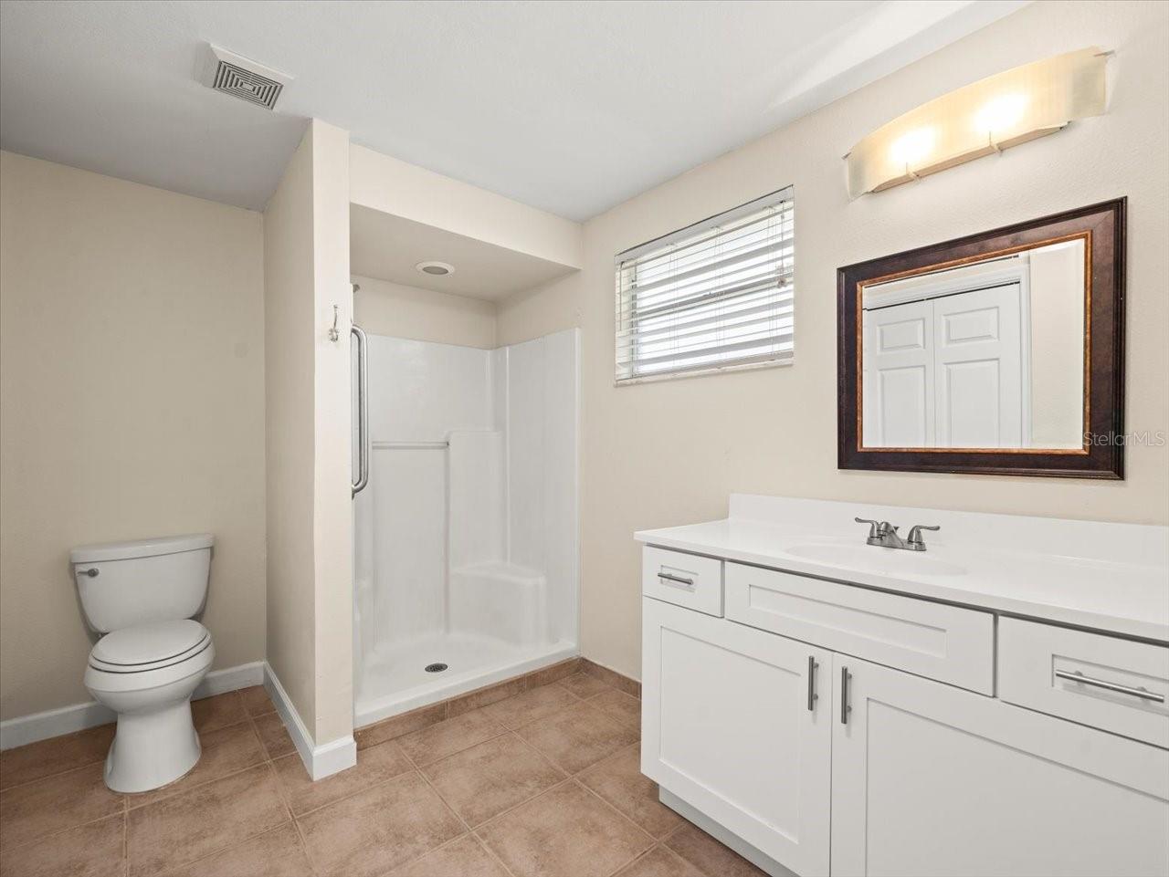 Listing photo id 19 for 15517 Old Dixie Highway
