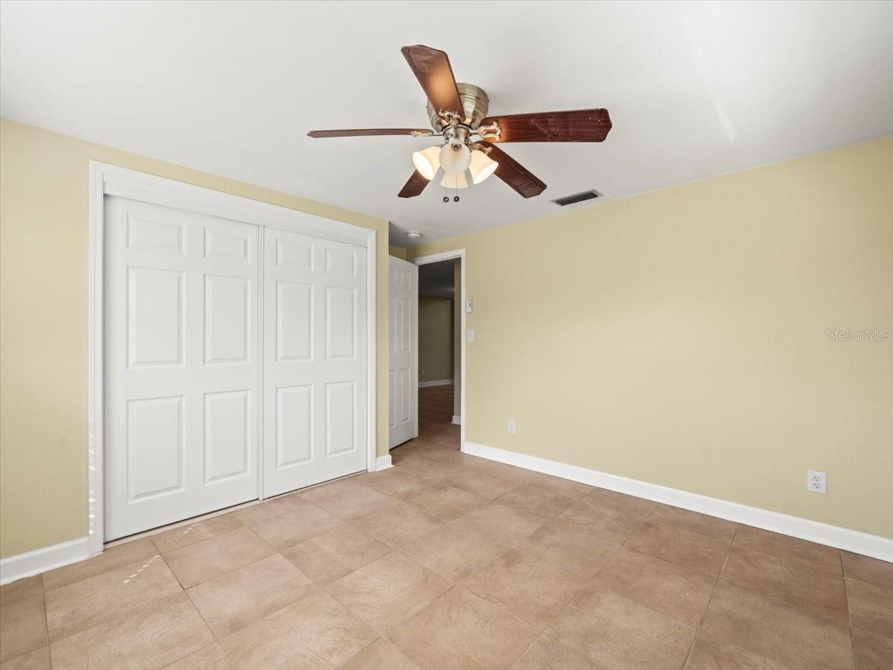 Listing photo id 22 for 15517 Old Dixie Highway
