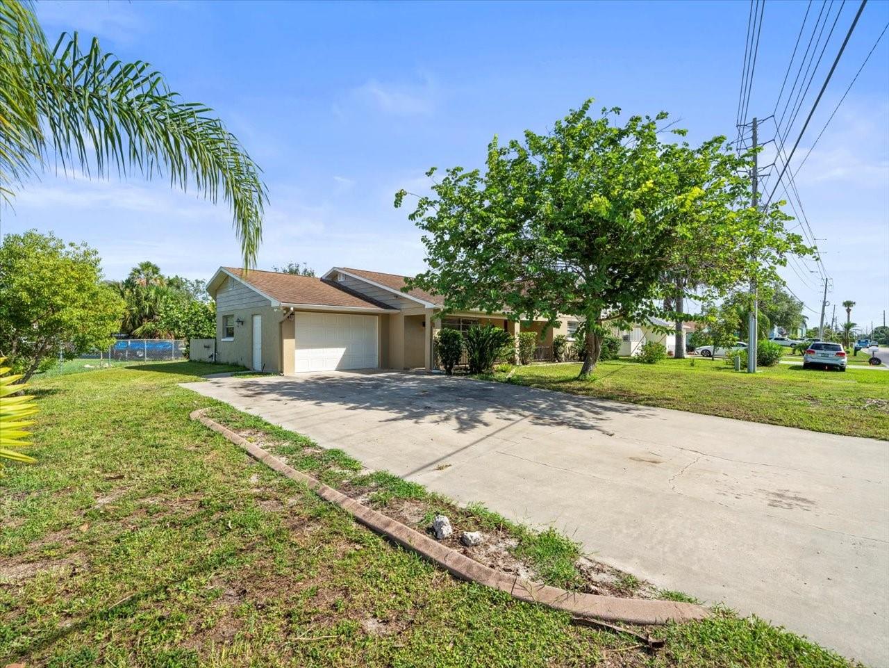 Listing photo id 1 for 15517 Old Dixie Highway