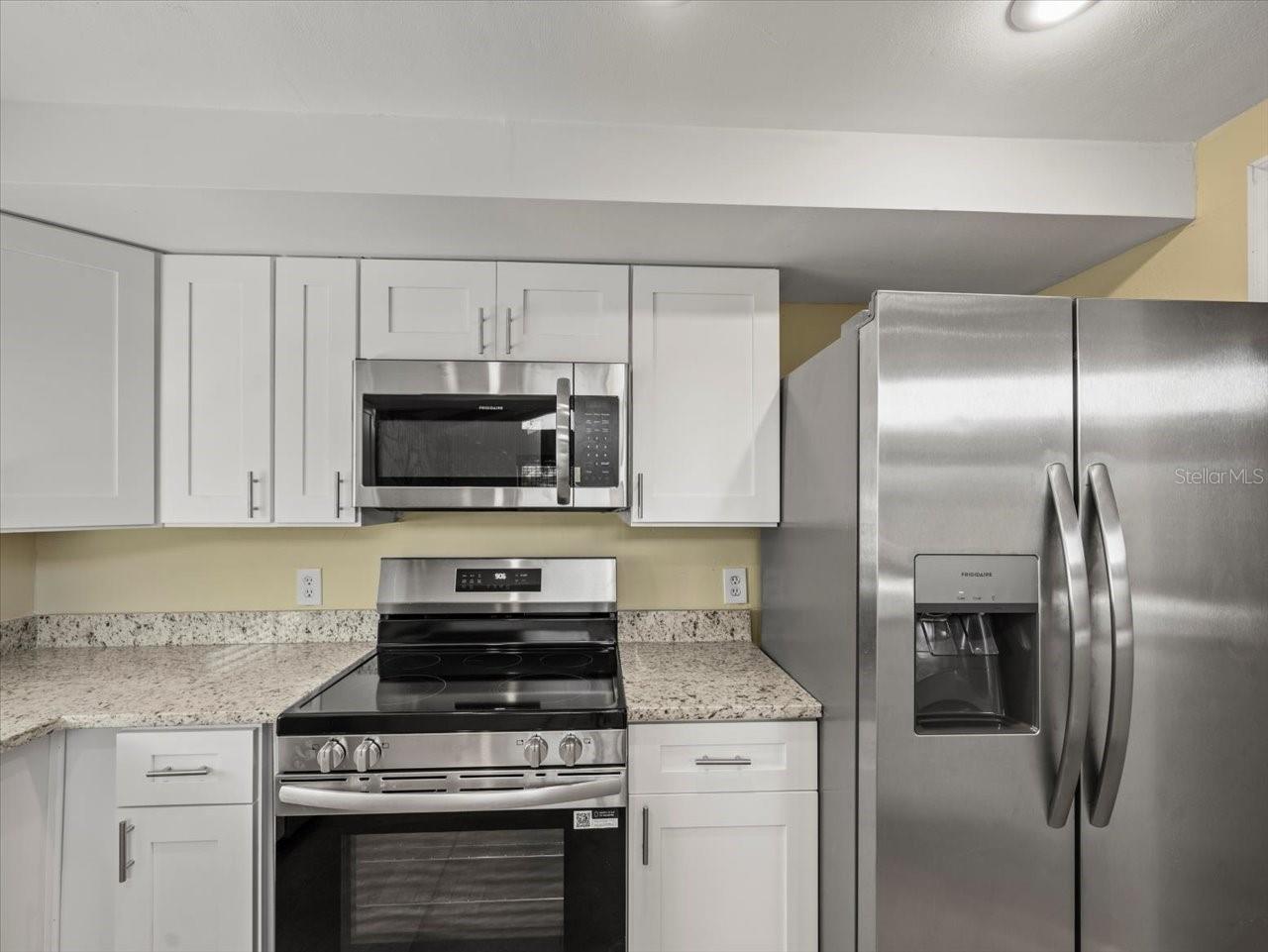 Listing photo id 31 for 15517 Old Dixie Highway