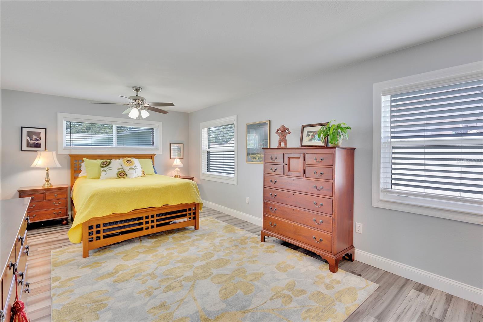 Image 17 of 41 For 1201 86th Avenue N