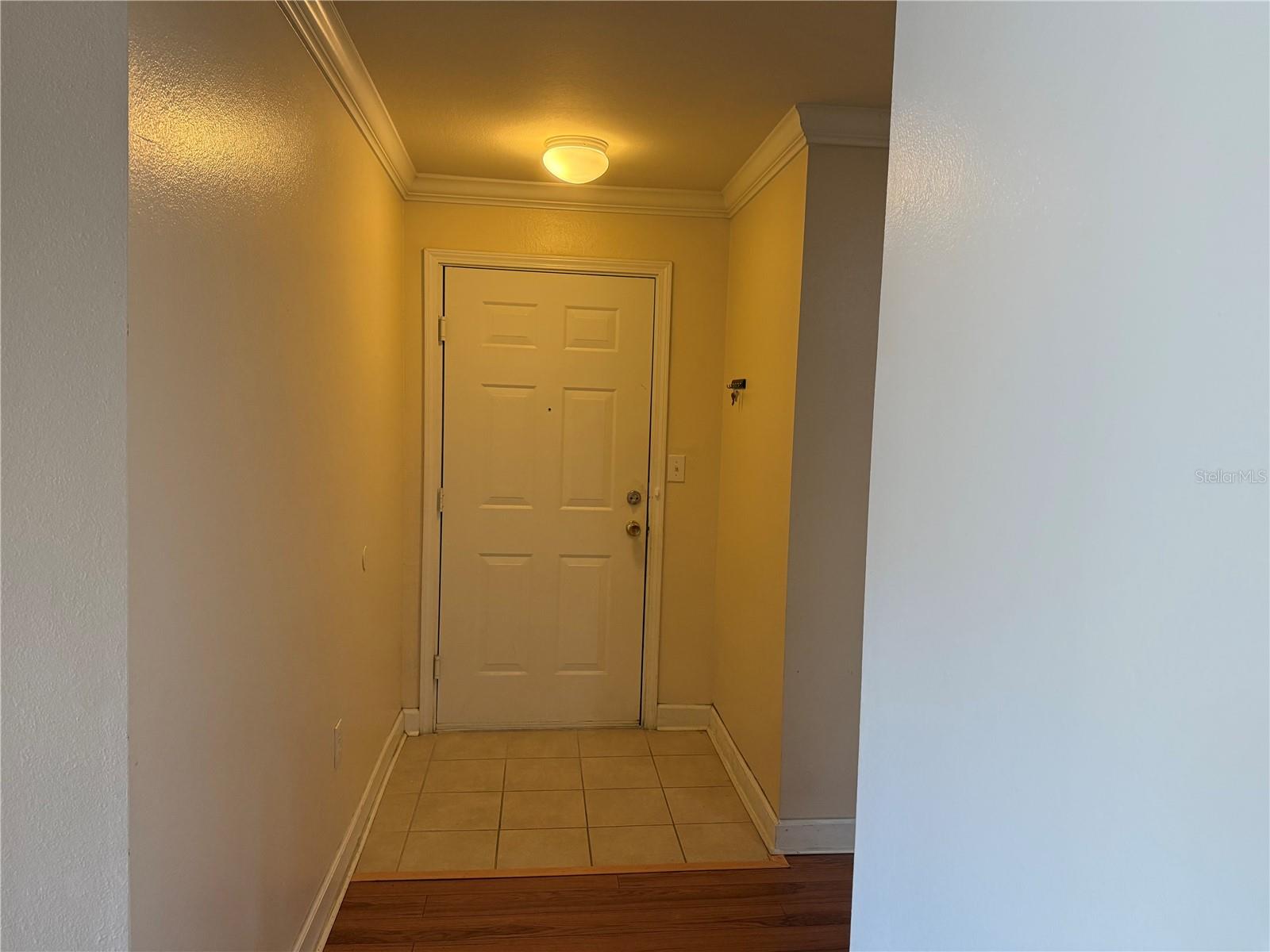 Image 16 of 18 For 18115 Sterling Gate Circle -