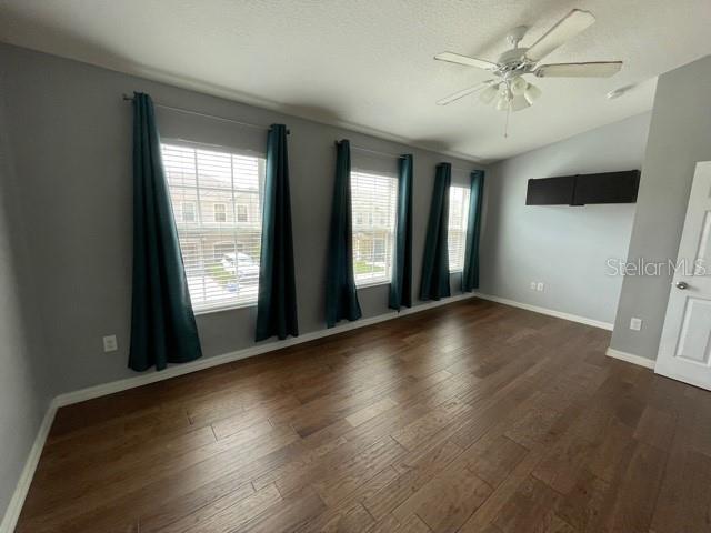 Image 16 of 34 For 6847 46th Lane N