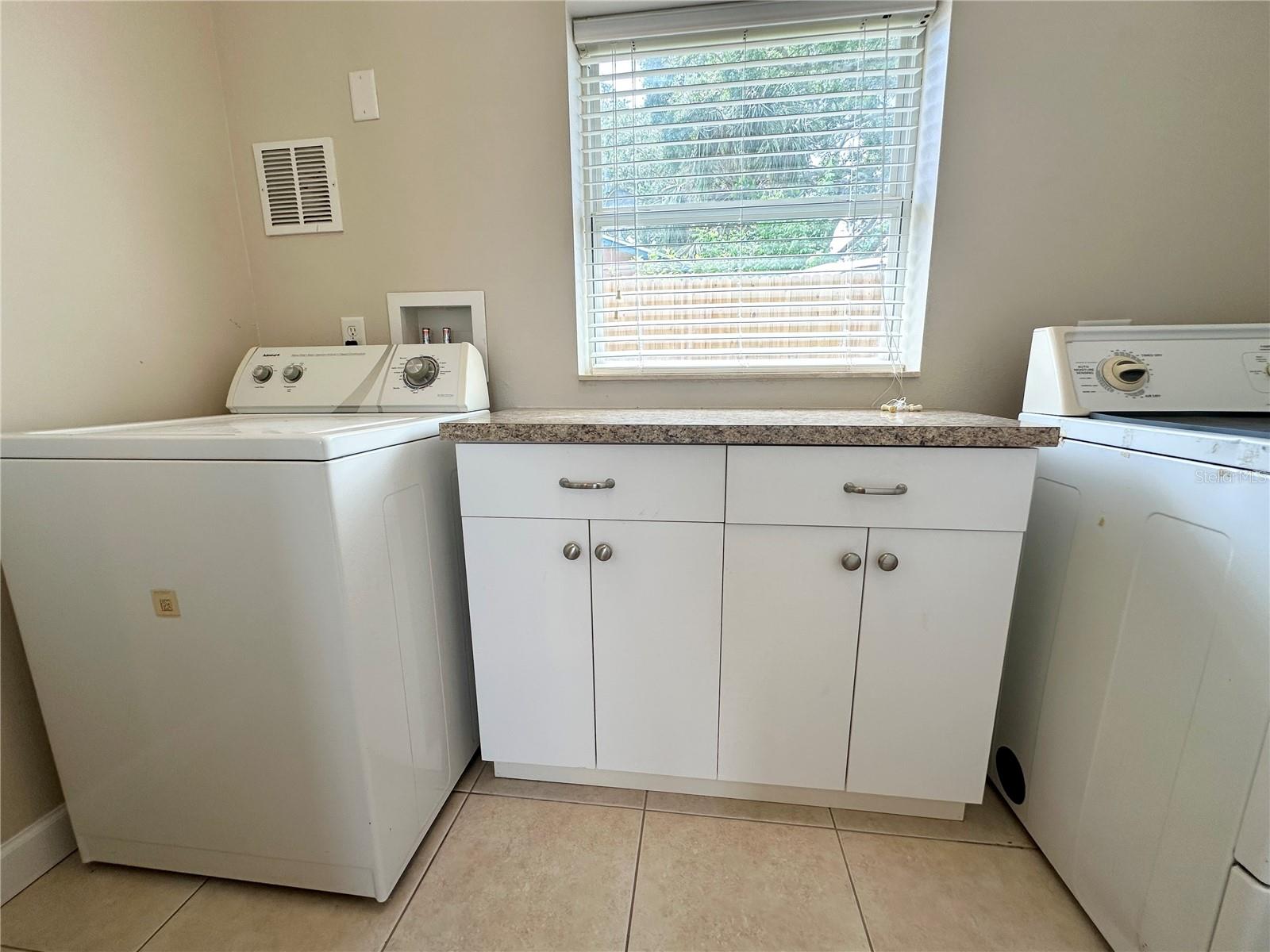 Image 10 of 27 For 6701 36th Avenue N
