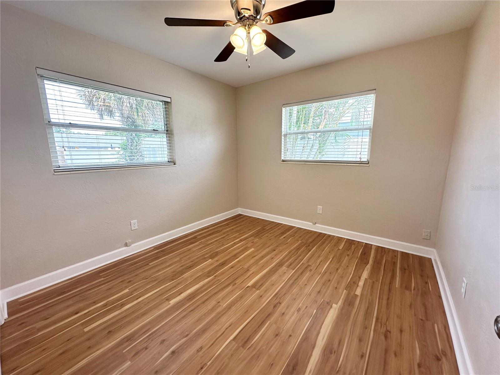 Image 16 of 27 For 6701 36th Avenue N