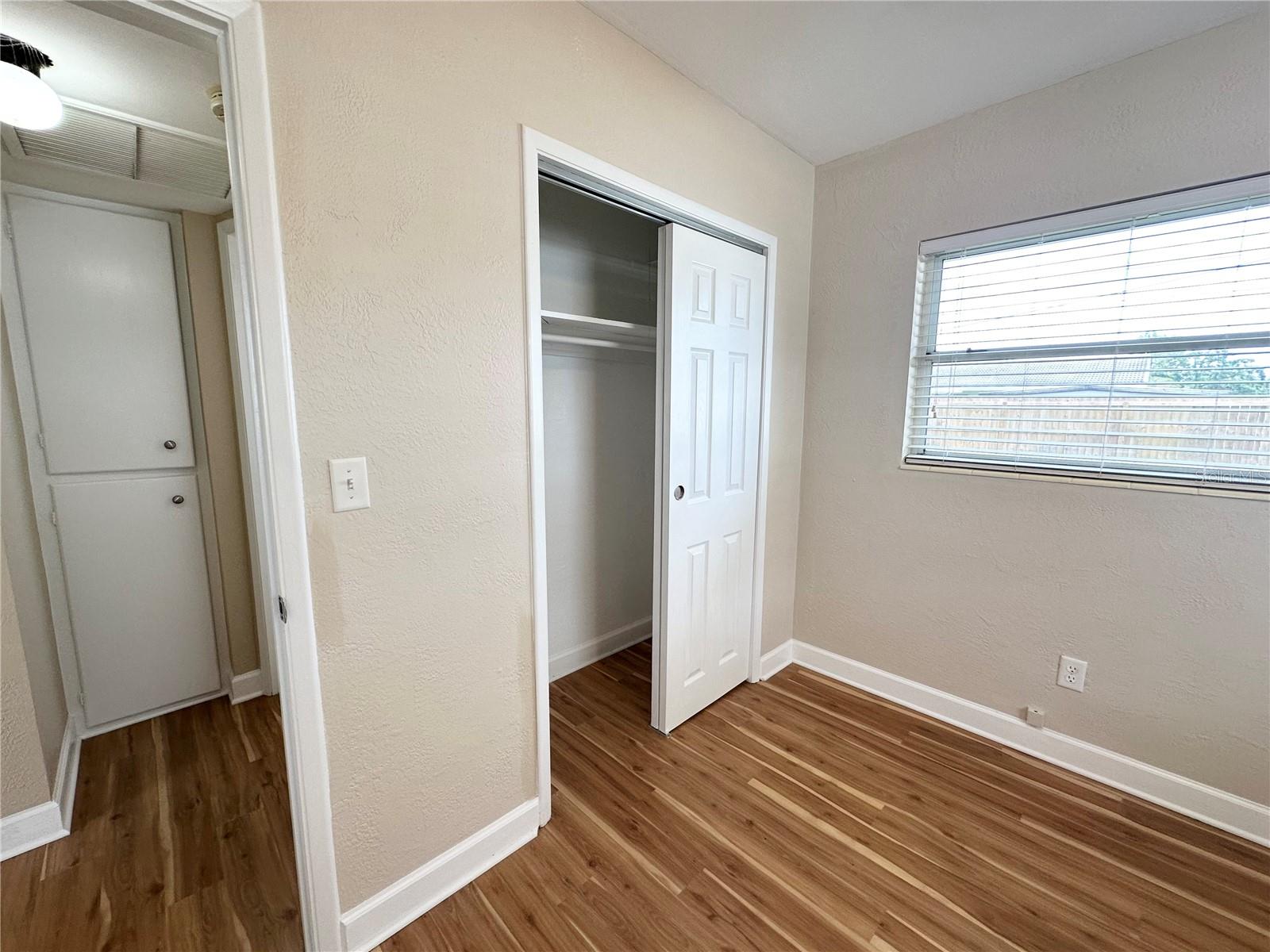 Image 17 of 27 For 6701 36th Avenue N
