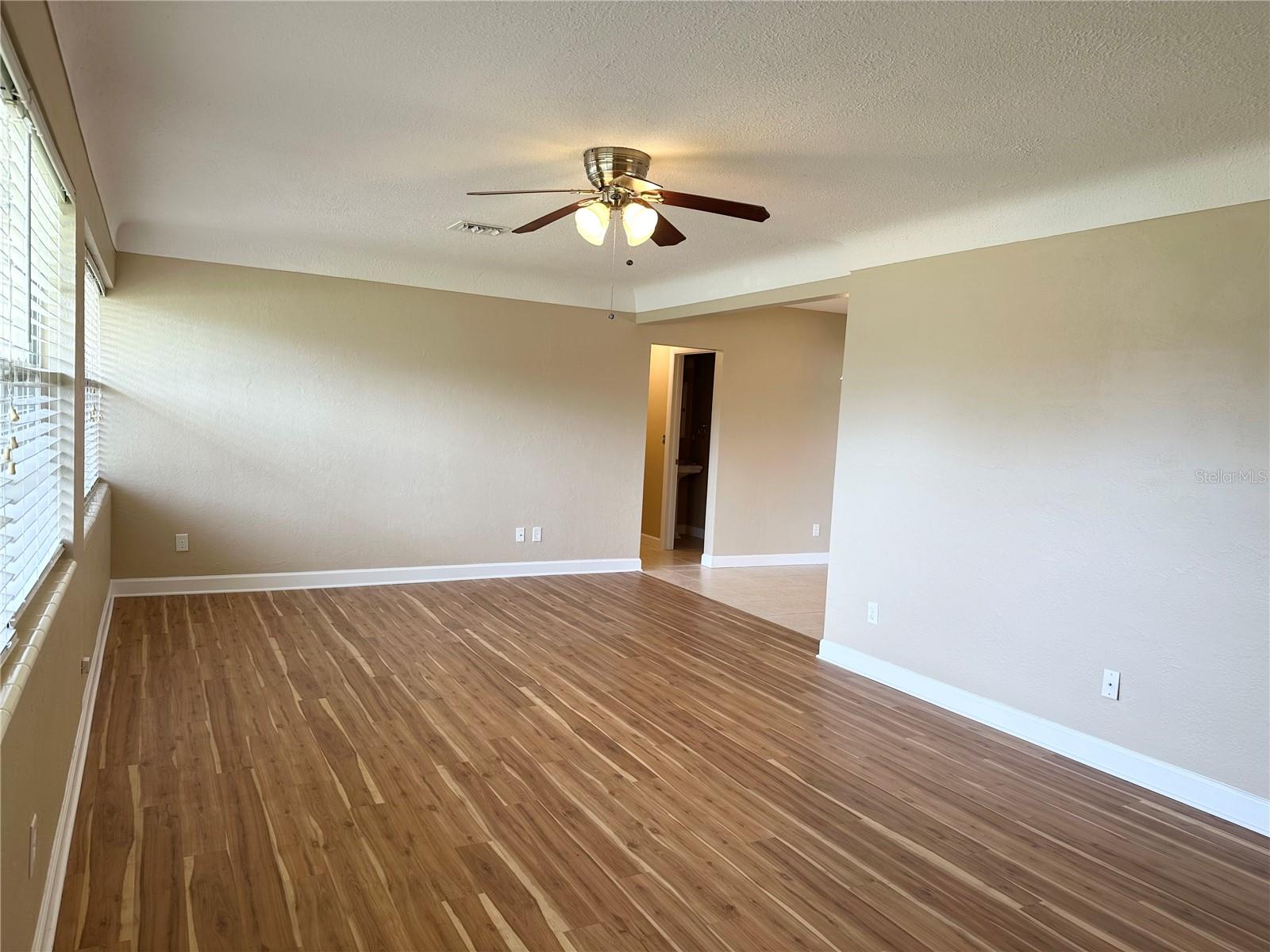 Image 3 of 27 For 6701 36th Avenue N