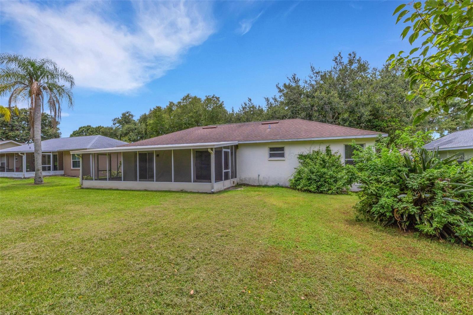 Image 10 of 44 For 6434 Laurelwood Drive