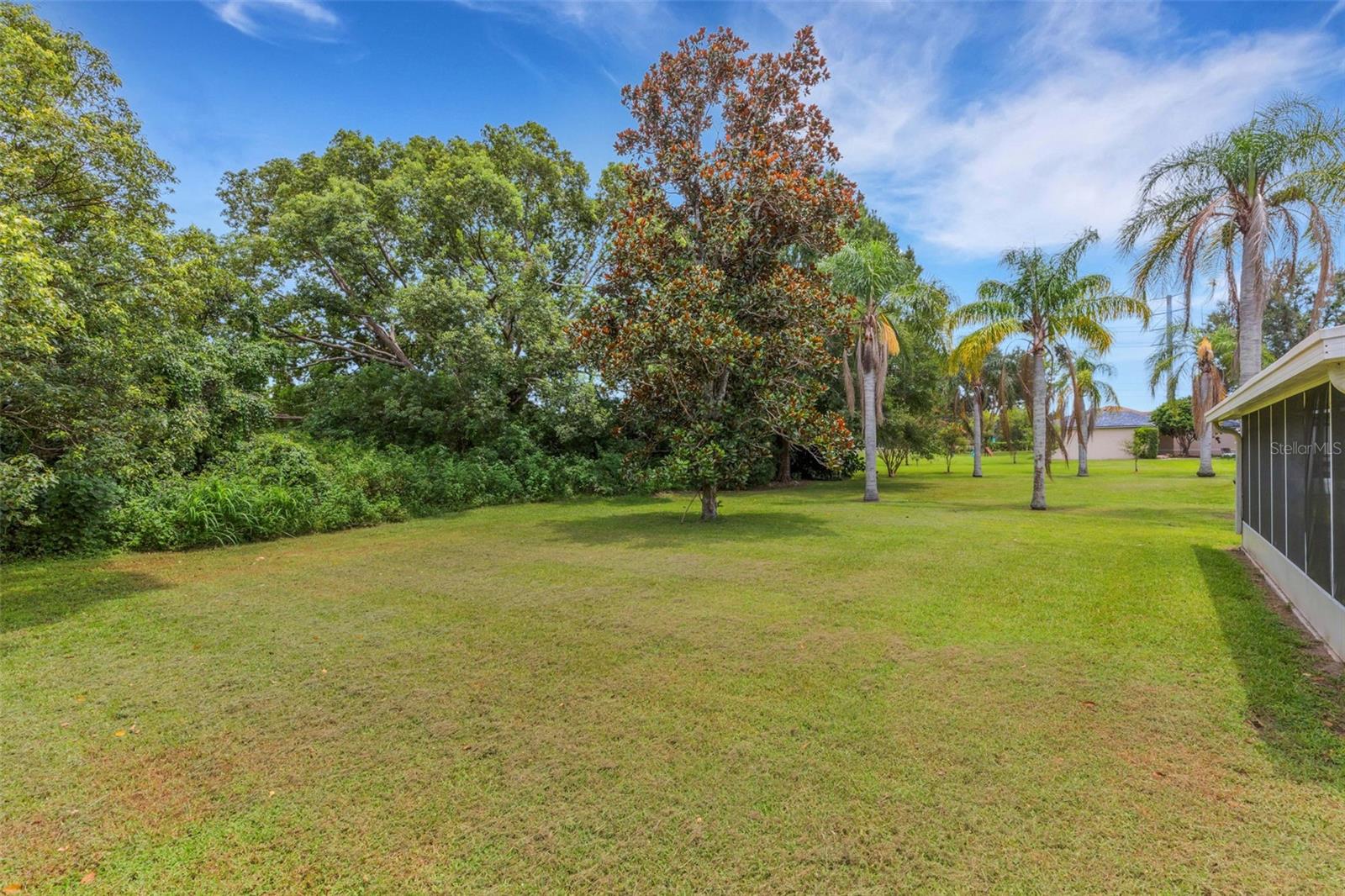 Image 11 of 44 For 6434 Laurelwood Drive