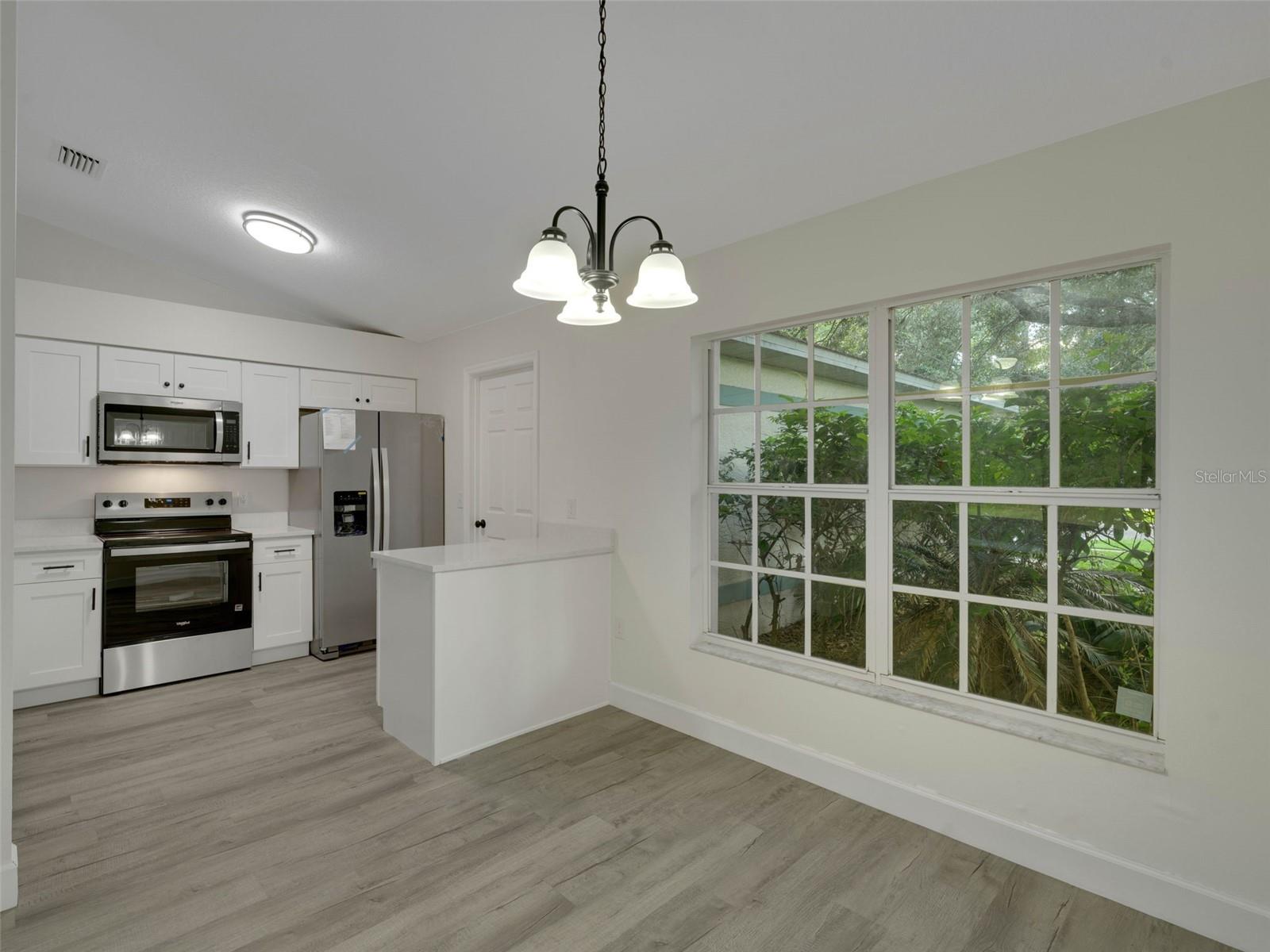 Image 17 of 44 For 6434 Laurelwood Drive