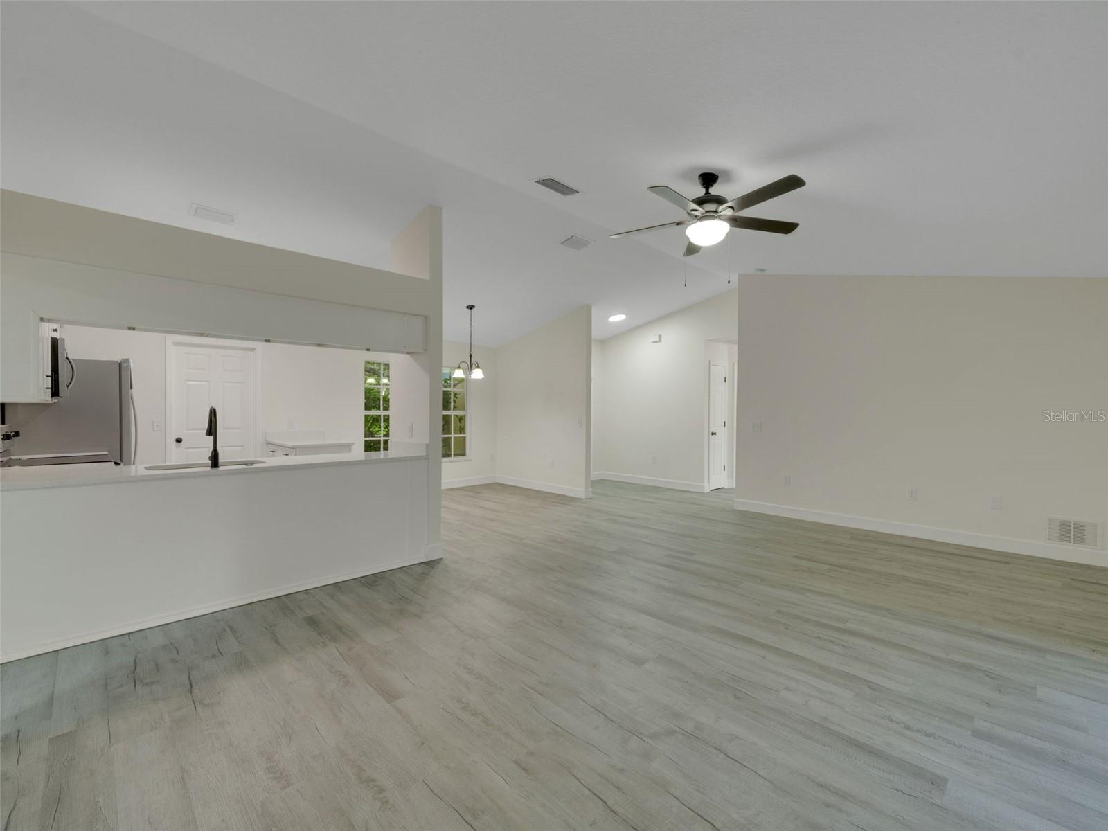 Image 27 of 44 For 6434 Laurelwood Drive