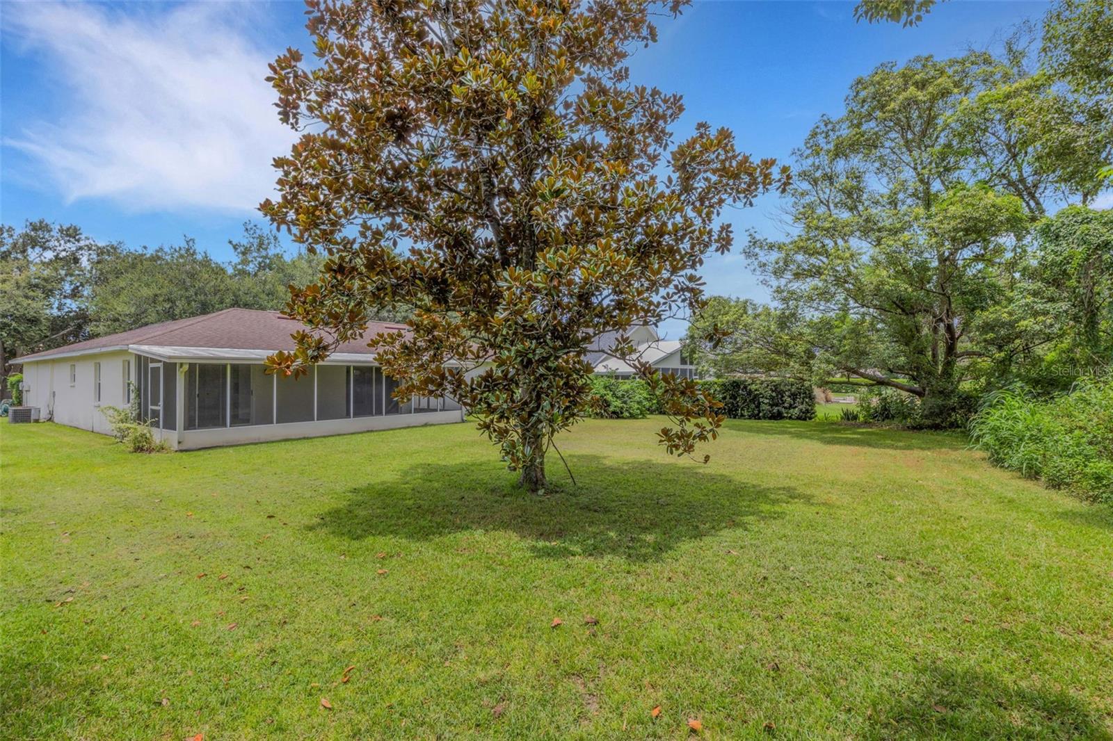 Image 9 of 44 For 6434 Laurelwood Drive