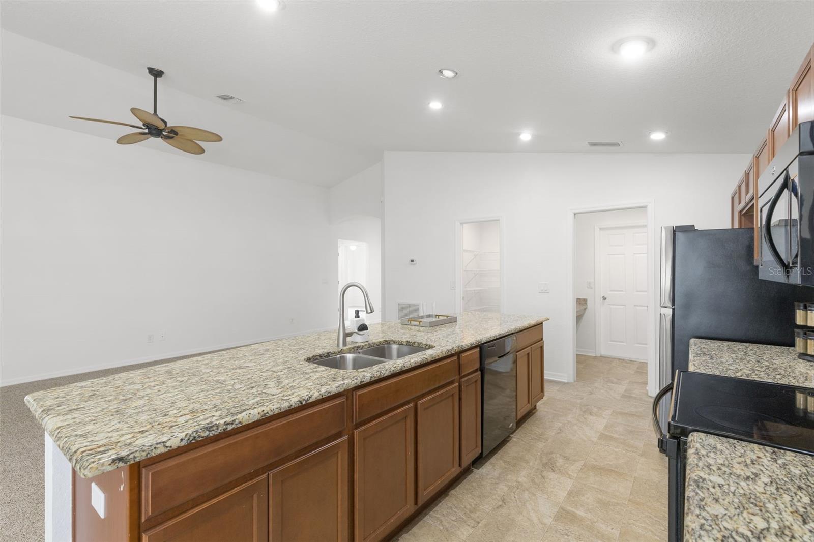 Image 10 of 30 For 13241 Meadow Golf Avenue