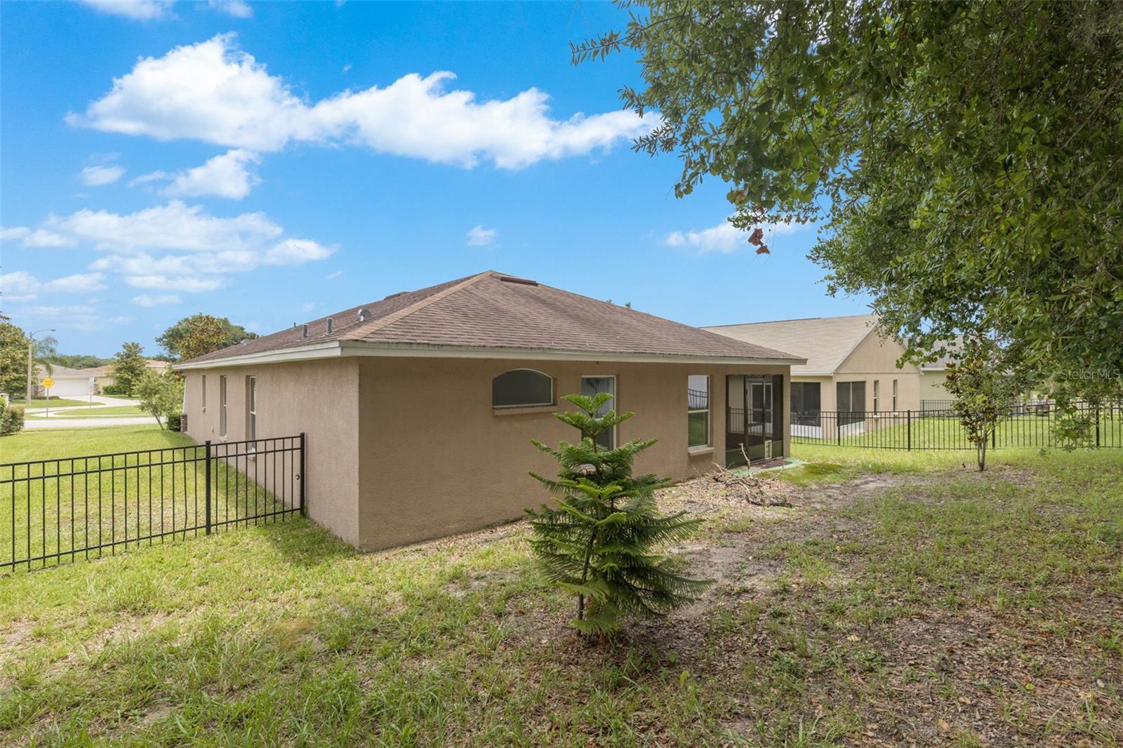 Image 29 of 30 For 13241 Meadow Golf Avenue