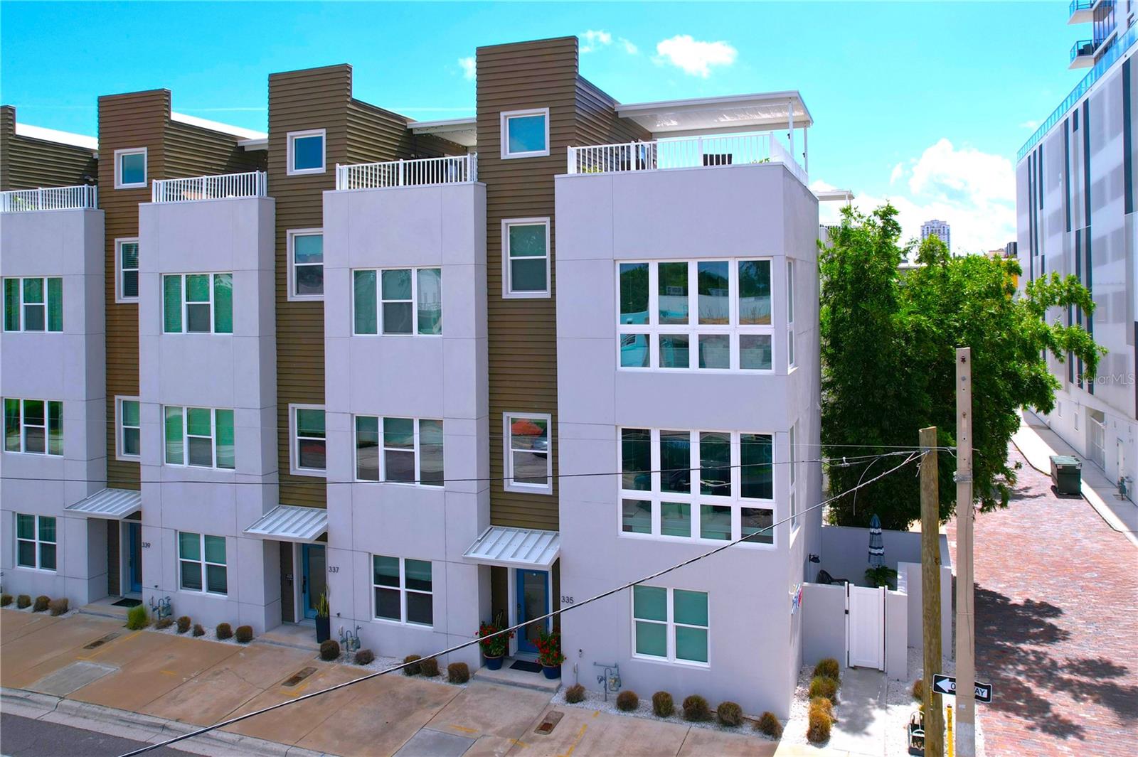 Details for 335 8th Street N, ST PETERSBURG, FL 33701