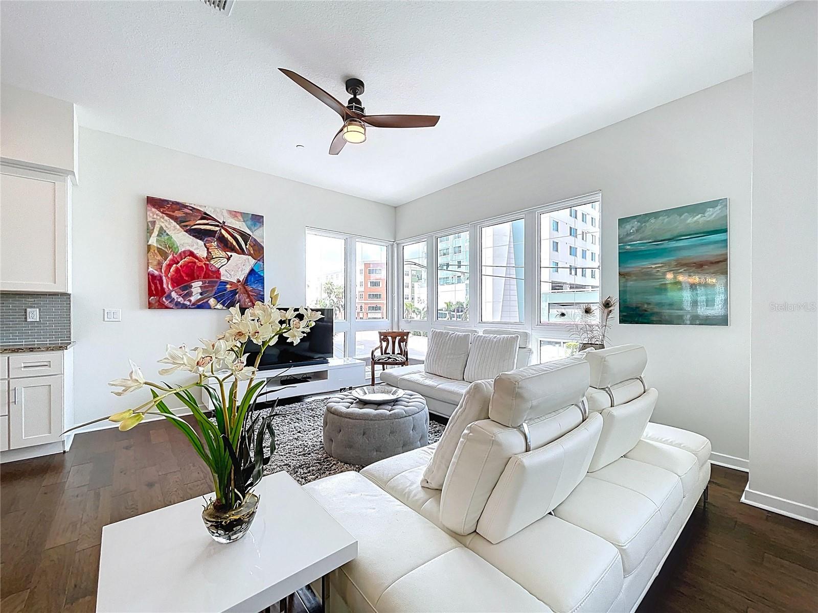 Image 11 of 40 For 335 8th Street N