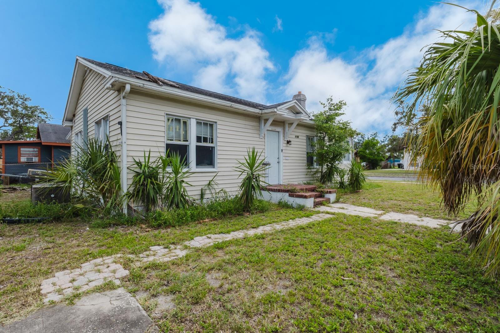 Image 10 of 35 For 2560 5th Avenue S