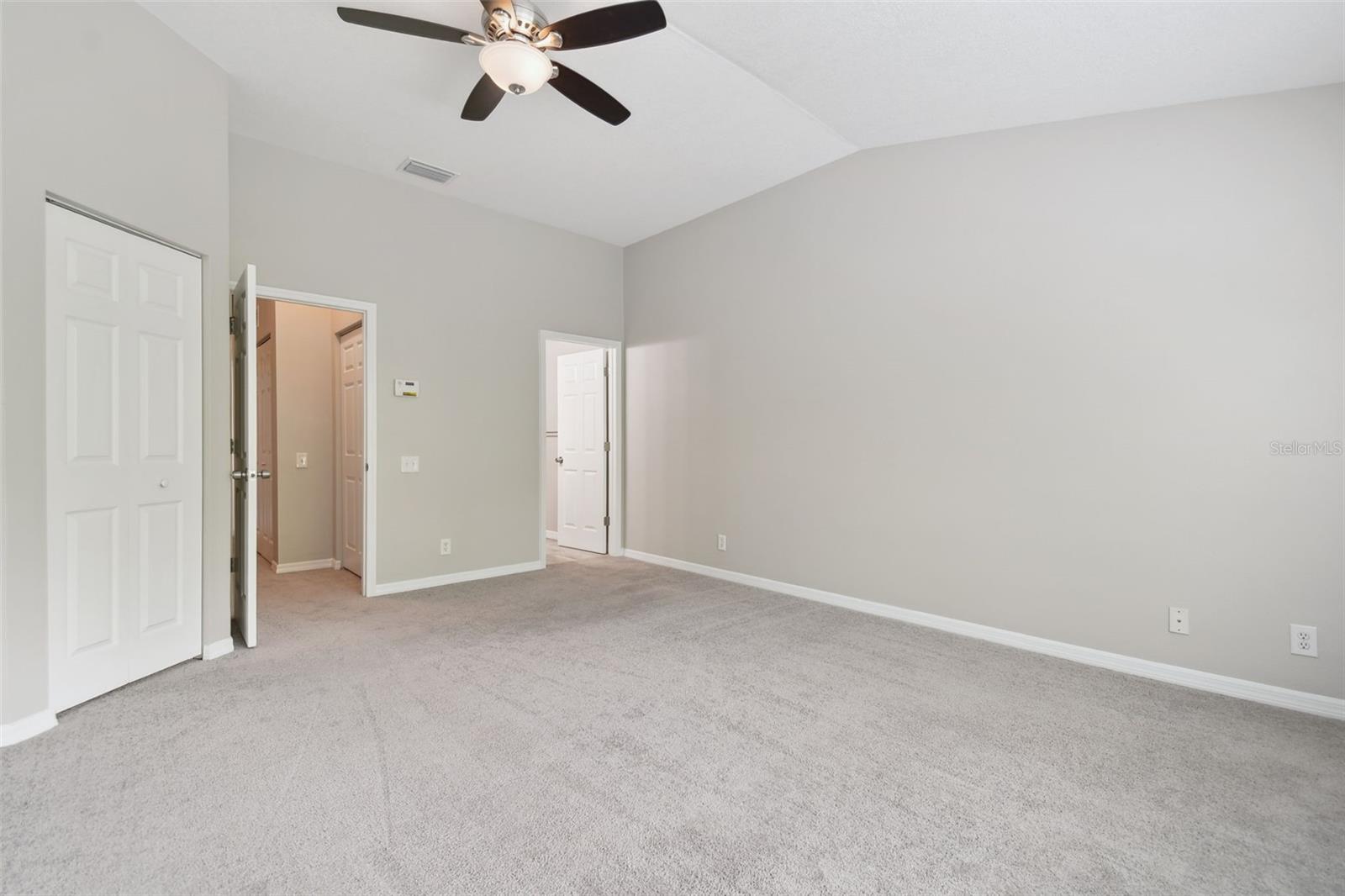 Image 21 of 48 For 4144 Bismarck Palm Drive