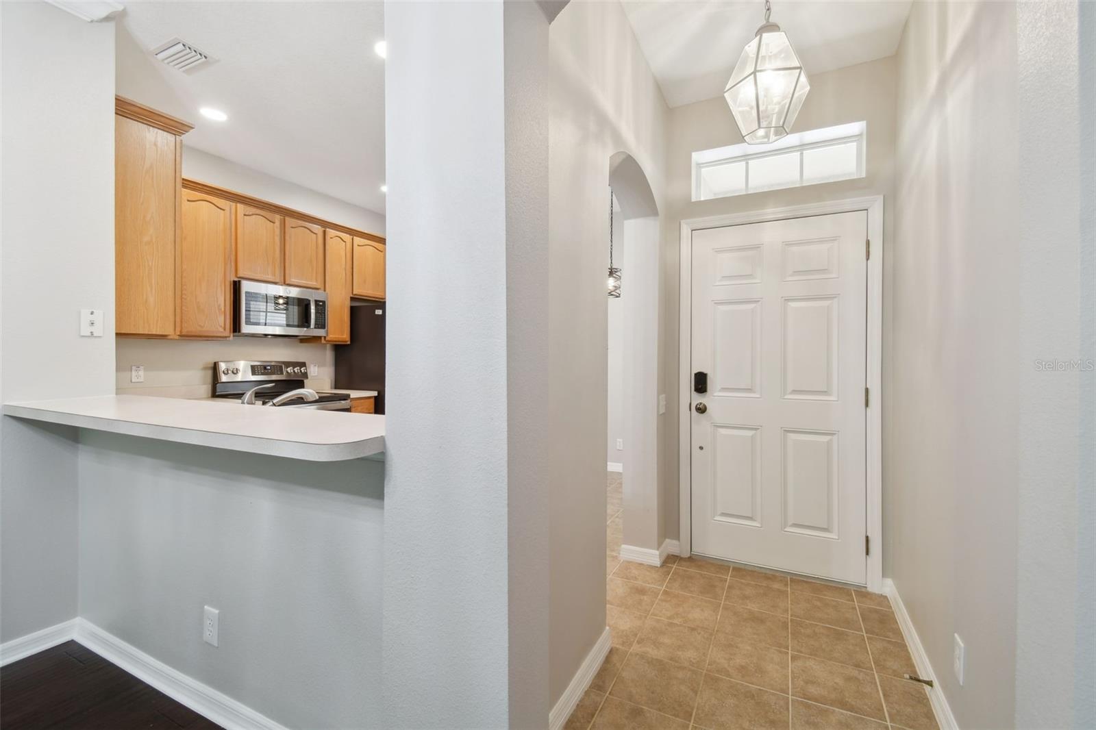 Image 6 of 48 For 4144 Bismarck Palm Drive