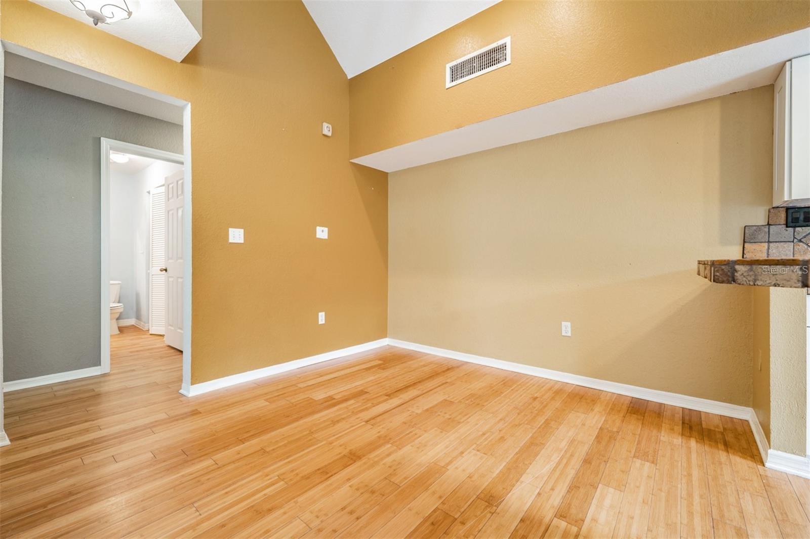 Image 14 of 26 For 9156 Lake Chase Island Way 9156