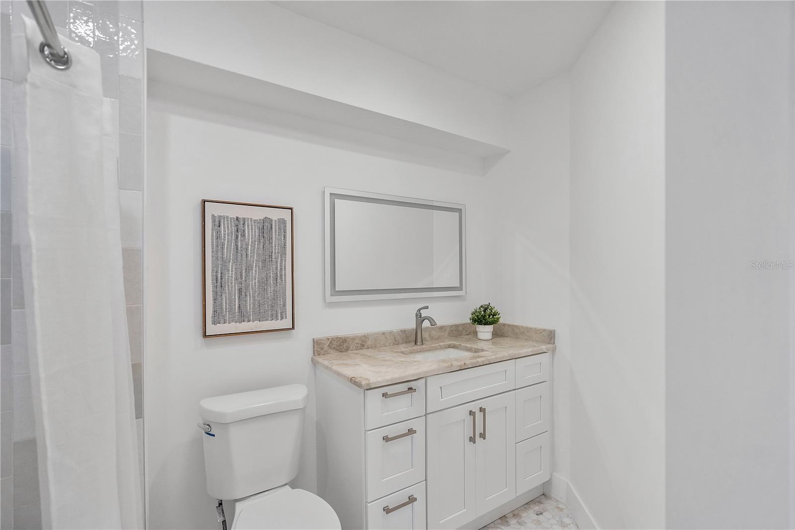 Image 22 of 43 For 520 60th Street N