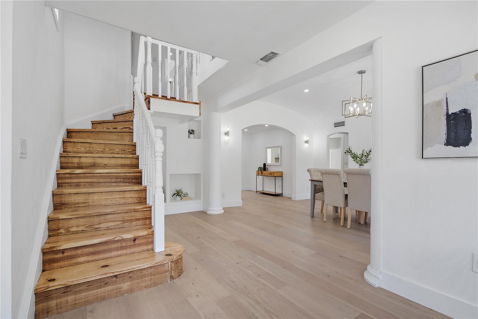 Image 26 of 43 For 520 60th Street N