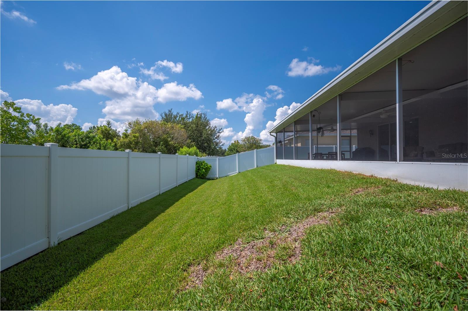 Image 45 of 63 For 5004 Sky Blue Drive