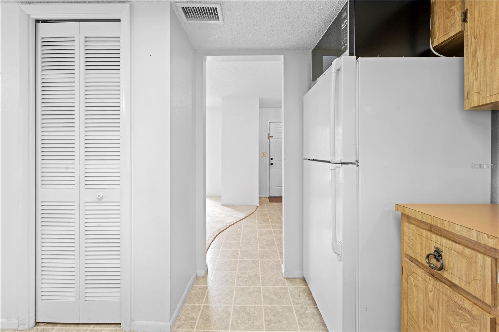 Image 17 of 52 For 9102 Lamborn Street