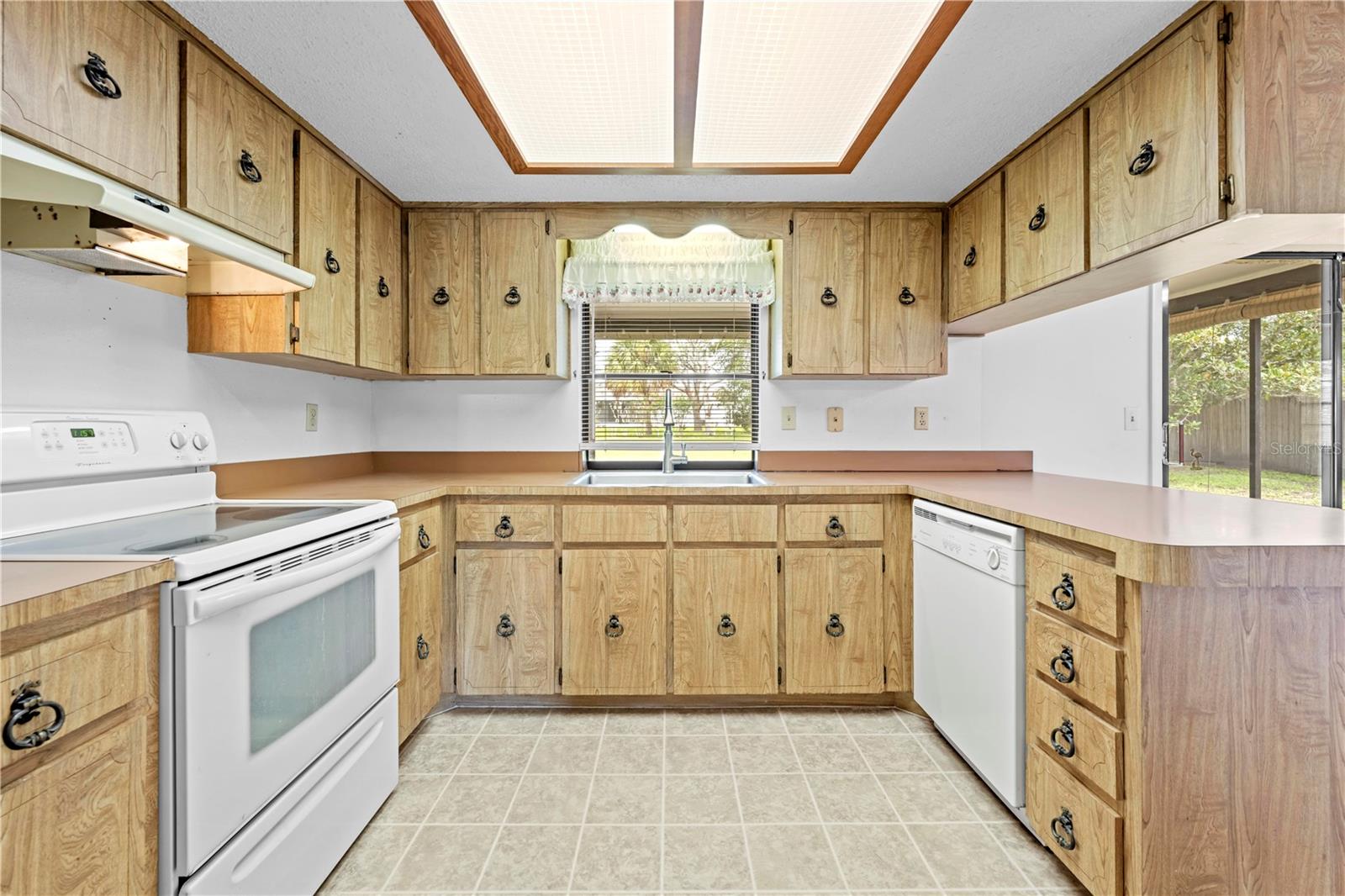 Image 20 of 52 For 9102 Lamborn Street
