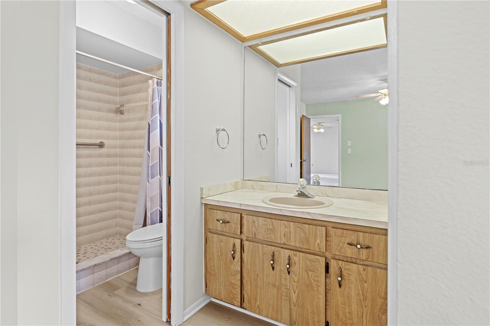 Image 34 of 52 For 9102 Lamborn Street