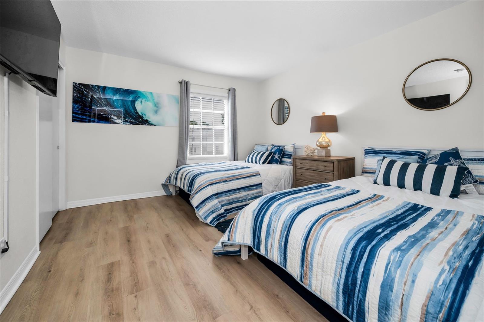 Image 16 of 46 For 5026 Coquina Key Drive Se 5026