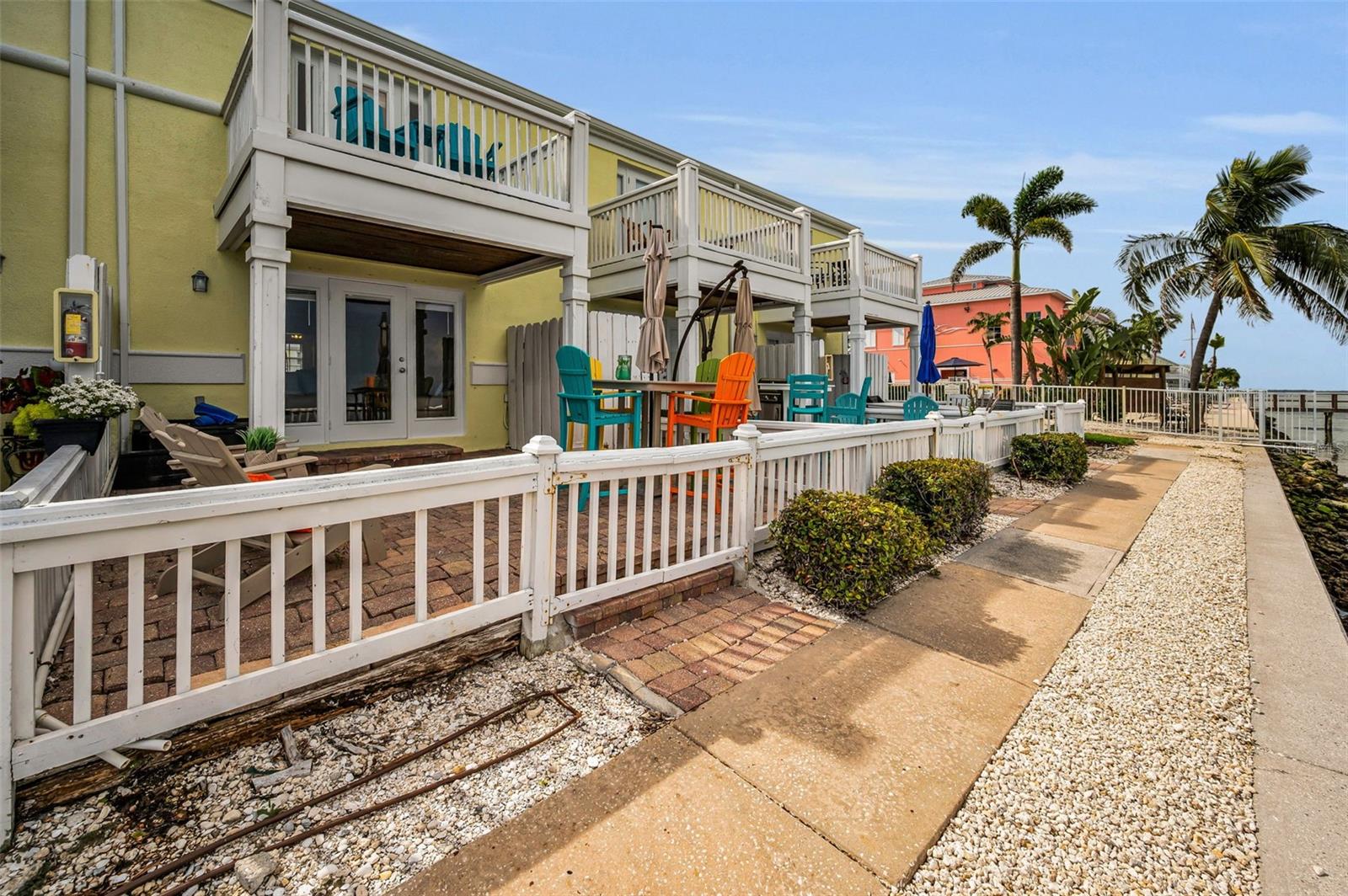 Image 26 of 46 For 5026 Coquina Key Drive Se 5026