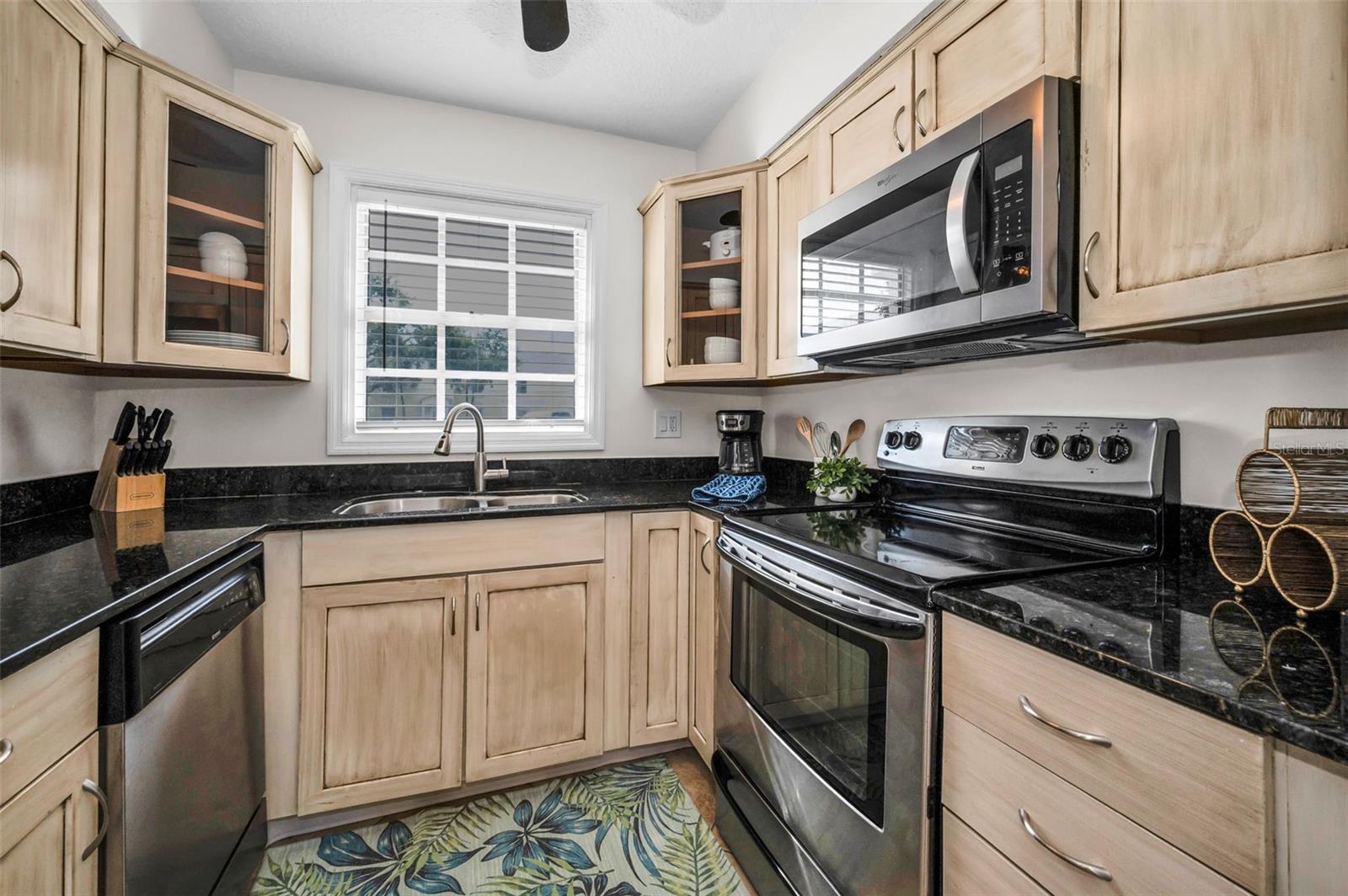 Image 38 of 46 For 5026 Coquina Key Drive Se 5026