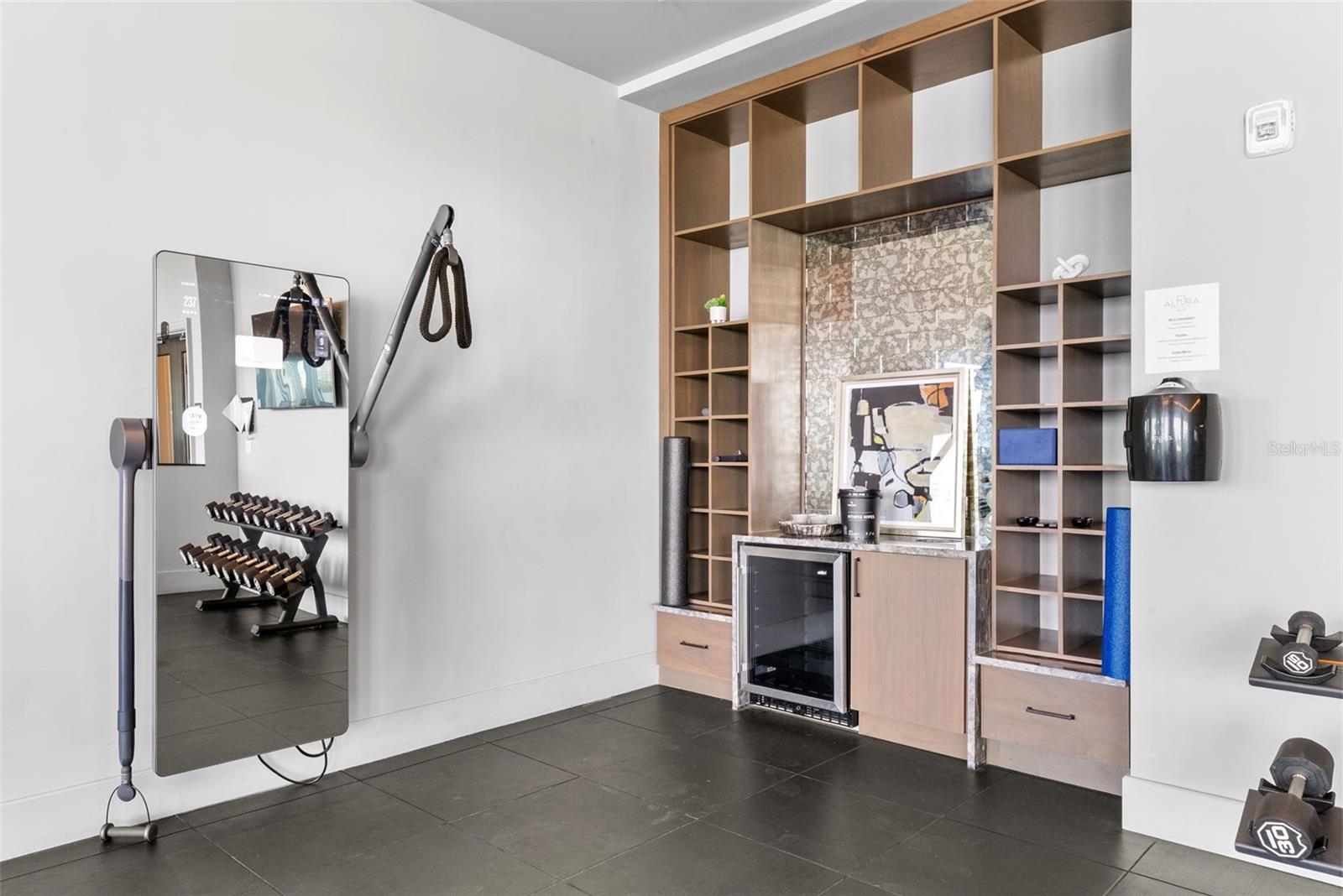 Image 64 of 79 For 2910 Barcelona Street 501